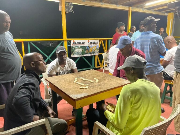 Domino league reaches knockout stage