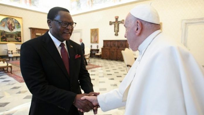 Pope Francis greets Lazarus McCarthy Chakwera, President of the Republic of Malawi (Vatican Media)