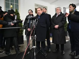 WASHINGTON, DC, United States - Venezuelan Opposition Leader Edmundo Gonzalez Urrutia (centre) speaks to the press after meeting with US President Joe Biden, outside the West Wing of the White House on January 6, 2025, in Washington, DC. (Photos: AFP)