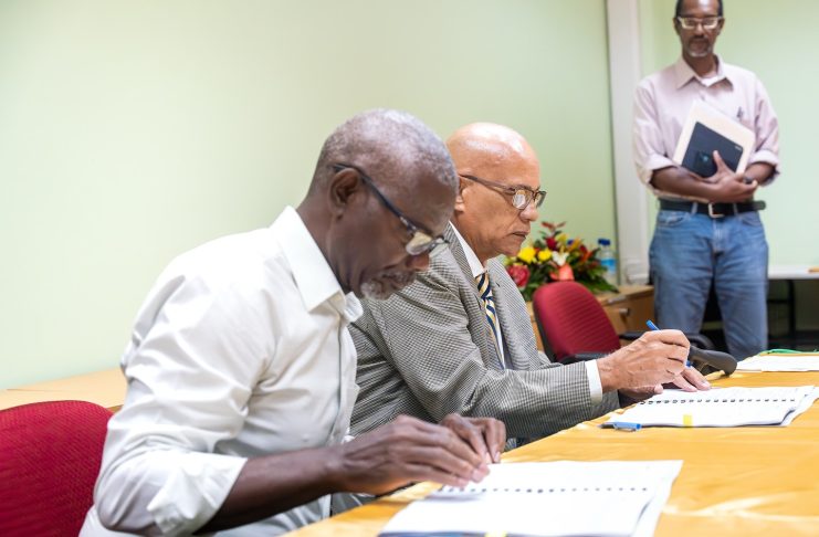 contract signing