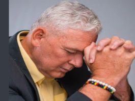 URGENT-ST. LUCIA-POLITICS-Chastanet tenders resignation as leader of opposition party