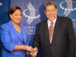 Prime Ministers Kamla Persad Bissessar and Dr. Ralph Gonsalves (File Photo)