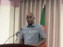 DOMINICA-SECURITY- Dominica willing to serve as mediator in US-Venezuela conflict PM Skerrit