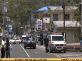 ST. LUCIA-CRIME-Police say gun amnesty not a failure despite no illegal guns being turned in Police at the scene of the latest gun related crime in Castries (CMC Photo)